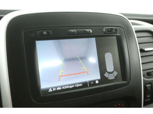 Renault Trafic 2.0 dCI 145PK L2H1 | Automaat | Airco | Cruise | Camera | Trekhaak ActivLease financial lease