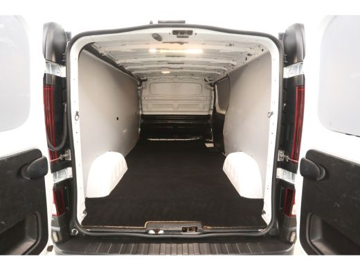 Renault Trafic 2.0 dCI 145PK L2H1 | Automaat | Airco | Cruise | Camera | Trekhaak ActivLease financial lease