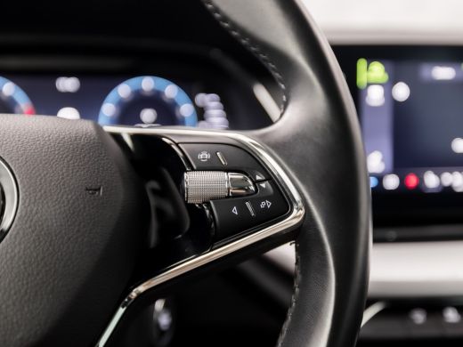 Skoda Octavia Combi 1.0 e-TSI Sport Automaat (VIRTUAL COCKPIT, 1e EIGENAAR, APPLE CARPLAY, GROOT NAVI, STOELVER... ActivLease financial lease