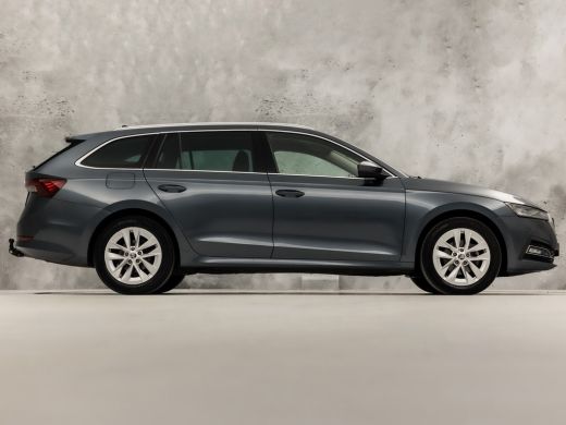 Skoda Octavia Combi 1.0 e-TSI Sport Automaat (VIRTUAL COCKPIT, 1e EIGENAAR, APPLE CARPLAY, GROOT NAVI, STOELVER... ActivLease financial lease