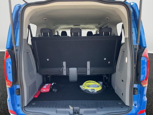 Volkswagen e-Transporter 32 L1H1 Caravelle 64 kWh | A.Camera | Stoelverwarming | Trekhaakvoorbereiding | ActivLease financial lease