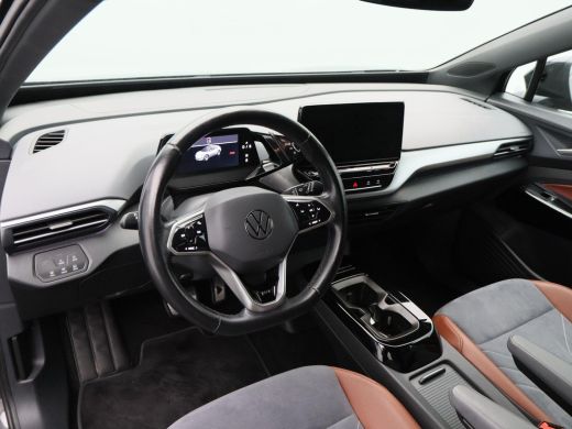 Volkswagen ID.4 Max 77 kWh 204 Pk | Stoel/Stuurverwarming | Camera | Adaptive Cruise | Warmtepomp | Head Up | Mat... ActivLease financial lease