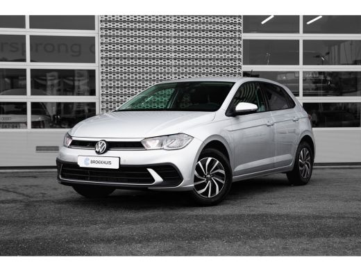 Volkswagen Polo Life Edition Inclusief &euro;2000,- inruilvoordeel + &euro;1000,- korting | 'App-Connect' draadloze smartph... ActivLease financial lease