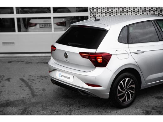 Volkswagen Polo Life Edition Inclusief &euro;2000,- inruilvoordeel + &euro;1000,- korting | 'App-Connect' draadloze smartph... ActivLease financial lease