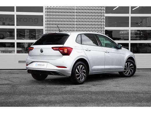 Volkswagen Polo Life Edition Inclusief &euro;2000,- inruilvoordeel + &euro;1000,- korting | 'App-Connect' draadloze smartph... ActivLease financial lease