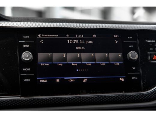 Volkswagen Polo Life Edition Inclusief &euro;2000,- inruilvoordeel + &euro;1000,- korting | 'App-Connect' draadloze smartph... ActivLease financial lease