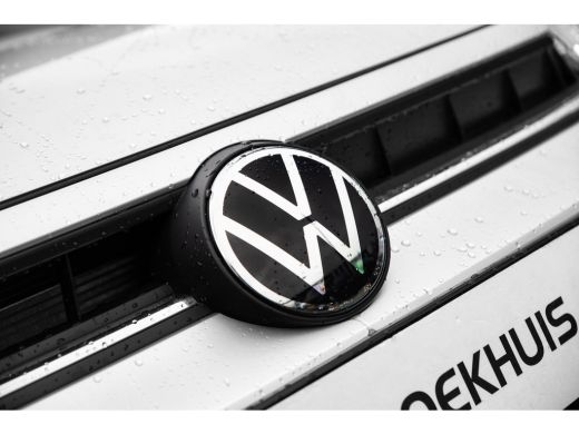 Volkswagen Polo Life Edition Inclusief &euro;2000,- inruilvoordeel + &euro;1000,- korting | 'App-Connect' draadloze smartph... ActivLease financial lease
