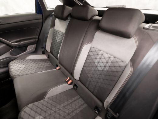 Volkswagen Taigo 1.0 TSI R-Line Automaat (R-LINE, PANORAMADAK, VIRTUAL COCKPIT, APPLE CARPLAY, STOELVERWARMING, SP... ActivLease financial lease