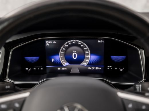 Volkswagen Taigo 1.0 TSI R-Line Automaat (R-LINE, PANORAMADAK, VIRTUAL COCKPIT, APPLE CARPLAY, STOELVERWARMING, SP... ActivLease financial lease