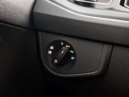 Volkswagen Taigo 1.0 TSI R-Line Automaat (R-LINE, PANORAMADAK, VIRTUAL COCKPIT, APPLE CARPLAY, STOELVERWARMING, SP... ActivLease financial lease