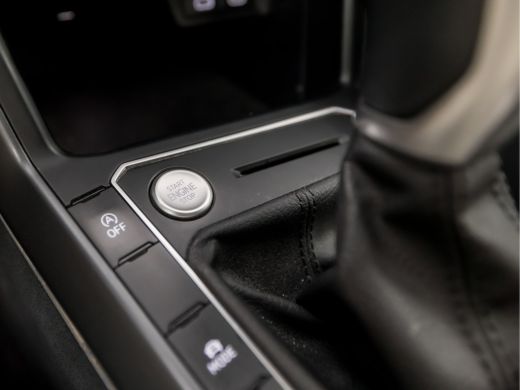 Volkswagen Taigo 1.0 TSI R-Line Automaat (R-LINE, PANORAMADAK, VIRTUAL COCKPIT, APPLE CARPLAY, STOELVERWARMING, SP... ActivLease financial lease