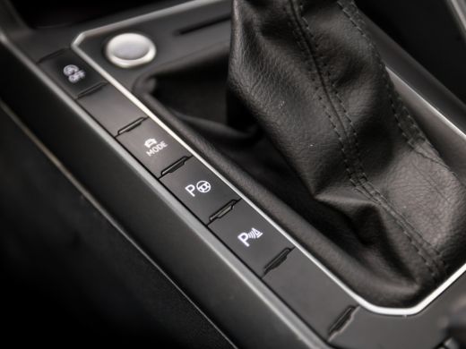 Volkswagen Taigo 1.0 TSI R-Line Automaat (R-LINE, PANORAMADAK, VIRTUAL COCKPIT, APPLE CARPLAY, STOELVERWARMING, SP... ActivLease financial lease