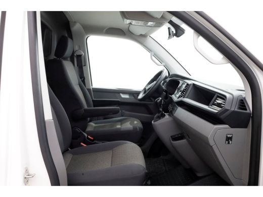 Volkswagen Transporter T6.1 2.0 TDI 150pk DSG-Automaat L1H1 Airco/CarPlay/Achterklep 10-2021 ActivLease financial lease