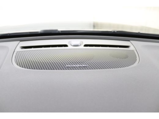 Volvo  XC40 2.0 B4 Plus Black Edition | Panoramadak | Harman/Kardon | Elektrische Stoelen | Camera | Keyless ... ActivLease financial lease