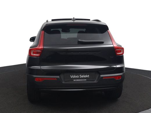 Volvo  XC40 2.0 B4 Plus Black Edition | Panoramadak | Harman/Kardon | Elektrische Stoelen | Camera | Keyless ... ActivLease financial lease