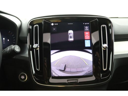 Volvo  XC40 2.0 B4 Plus Black Edition | Panoramadak | Harman/Kardon | Elektrische Stoelen | Camera | Keyless ... ActivLease financial lease