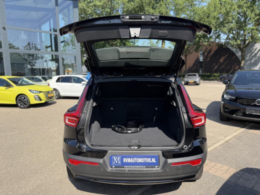 Volvo  XC40 Recharge Core 70 kWh SOH 94% VAN: 32.900,- VOOR: 30.877,- UW WKVOORDEEL: 2.023,- ActivLease financial lease