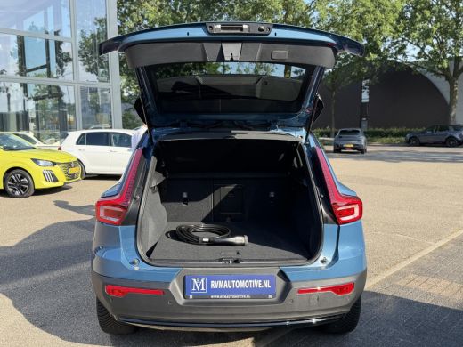 Volvo  XC40 Recharge Core 70 kWh SOH: 96% VAN: 32.900,- VOOR: 30.877,- UW WKVOORDEEL: 2.023,- | DEALER ONDERH... ActivLease financial lease
