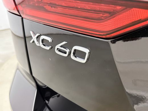 Volvo  XC60 T8 Plug-in hybrid AWD Ultra Dark Exec. Ed. | 22" | Heico Diffusor | Getint & Gelamineerd Glas | A... ActivLease financial lease