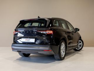 Skoda Enyaq iV 80 204pk / Trekhaak / Dodehoekdetectie / Panorama dak / Adaptieve cruise control / Achteruitrijca...