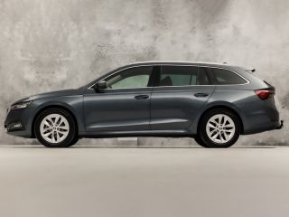 Skoda Octavia Combi 1.0 e-TSI Sport Automaat (VIRTUAL COCKPIT, 1e EIGENAAR, APPLE CARPLAY, GROOT NAVI, STOELVER...