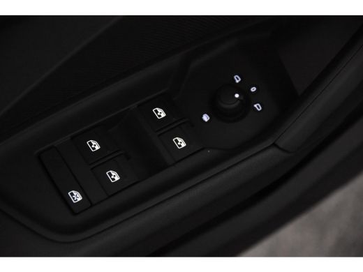 Audi A3 Sportback 40 TFSI e *1ste Eigenaar*Navigatie*PDC* ActivLease financial lease