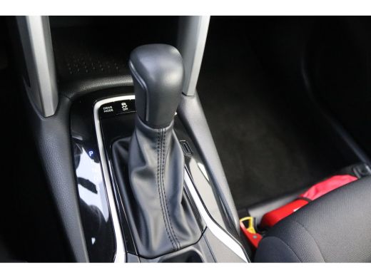 Toyota Corolla Cross Hybrid 140PK Automaat Carplay-android/Parkeerhulp/Camera/Dodehoek/Keyfree ActivLease financial lease