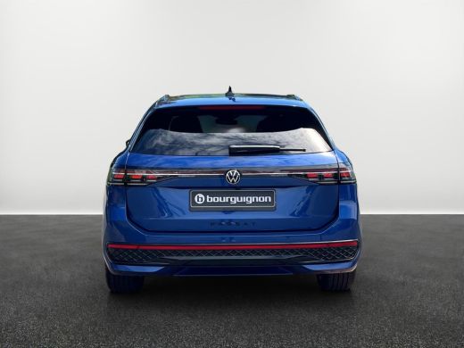 Volkswagen Passat Variant 1.5 eHybrid R-Line | Pano | Trekhaak | 5J fabrieksgarantie | Winterpakket | 272Pk | ActivLease financial lease