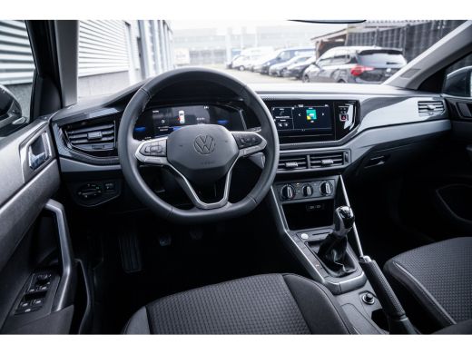 Volkswagen Taigo Life Edition | 4 JAAR GARANTIE | CAMERA | APP.CONNECT | TREKHAAK | FULL.LED | ADAPT.CRUISE | KEYL... ActivLease financial lease
