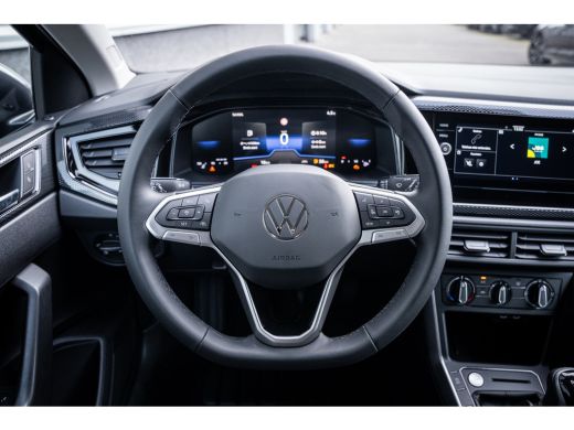 Volkswagen Taigo Life Edition | 4 JAAR GARANTIE | CAMERA | APP.CONNECT | TREKHAAK | FULL.LED | ADAPT.CRUISE | KEYL... ActivLease financial lease