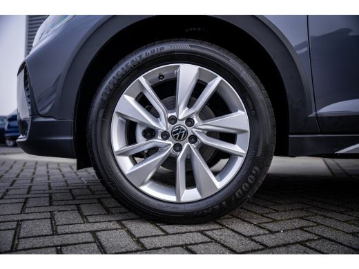 Volkswagen Taigo Life Edition | 4 JAAR GARANTIE | CAMERA | APP.CONNECT | TREKHAAK | FULL.LED | ADAPT.CRUISE | KEYL... ActivLease financial lease