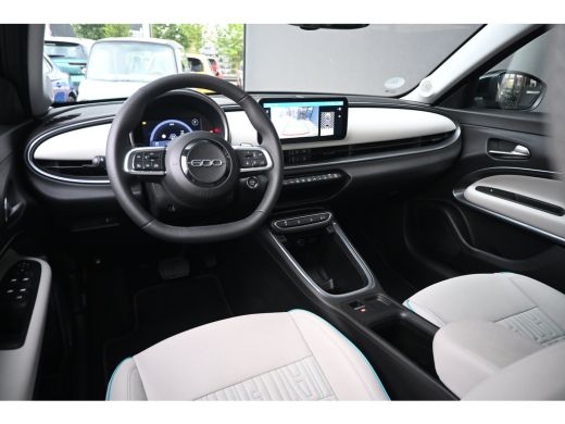 Fiat 600 1.2 Hybrid La Prima 110pk | Vol-Leder | Massage | Elektr. Stoelen | Adaptive Cruise | Elektr. Ach... ActivLease financial lease