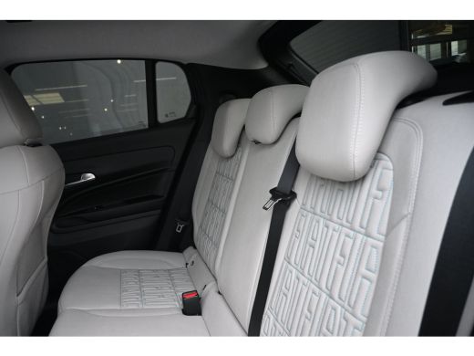Fiat 600 1.2 Hybrid La Prima 110pk | Vol-Leder | Massage | Elektr. Stoelen | Adaptive Cruise | Elektr. Ach... ActivLease financial lease
