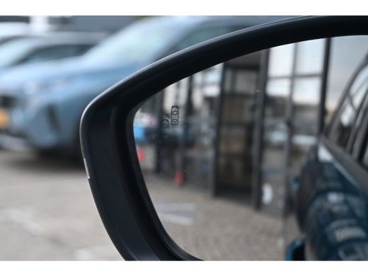 Fiat 600 1.2 Hybrid La Prima 110pk | Vol-Leder | Massage | Elektr. Stoelen | Adaptive Cruise | Elektr. Ach... ActivLease financial lease