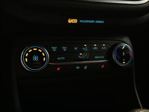 Ford Fiesta 1.0 EcoBoost Hybrid ST-Line X | NL auto | 1e eig. | Adapt. Cruise | Stoel-stuurverw. | Apple Carp... ActivLease financial lease