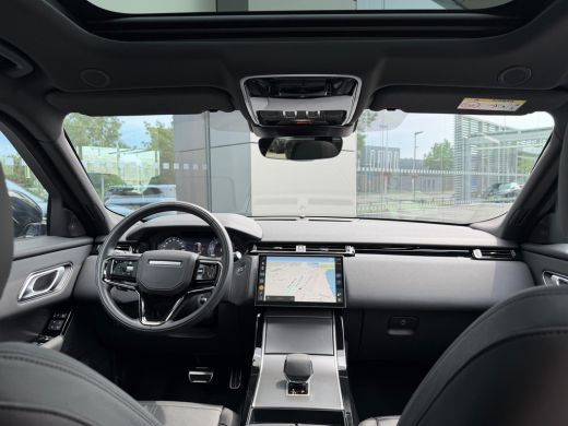 Land Rover Range Rover Velar P400e AWD Dynamic SE | Black Pack | Pano | Cold Climate | 20 Inch | Adaptive Cruise Control ActivLease financial lease