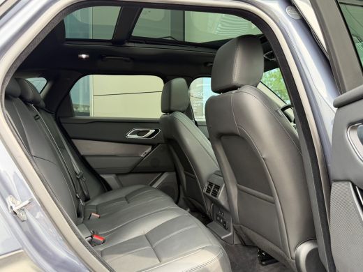 Land Rover Range Rover Velar P400e AWD Dynamic SE | Black Pack | Pano | Cold Climate | 20 Inch | Adaptive Cruise Control ActivLease financial lease