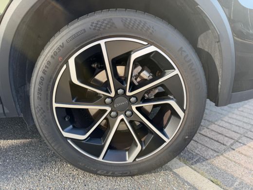 Lynk & Co 01 1.5 Core NIEUW MODEL! | FABRIEKSGARANTIE T/M 2030! | CAMERA| STOELVERWARMING ActivLease financial lease