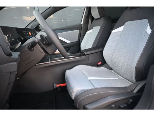 Opel Astra Electric 58 kWh Business Edition Tot 8 Jaar Garantie! | Adaptive Cruise | Elektr. Comfortstoelen ... ActivLease financial lease