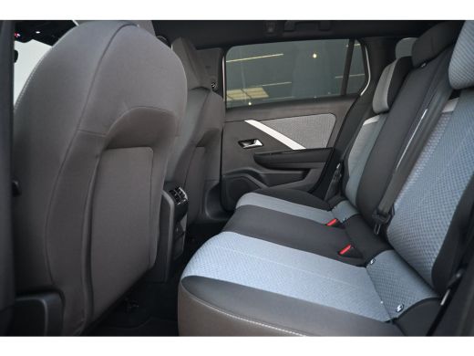Opel Astra Electric 58 kWh Business Edition Tot 8 Jaar Garantie! | Adaptive Cruise | Elektr. Comfortstoelen ... ActivLease financial lease