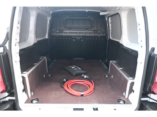 Opel Combo-e 136 L1 50kWh Tot 8 Jaar Garantie! | Navigatie by App | Betimmering | Cruise Control | !! ActivLease financial lease