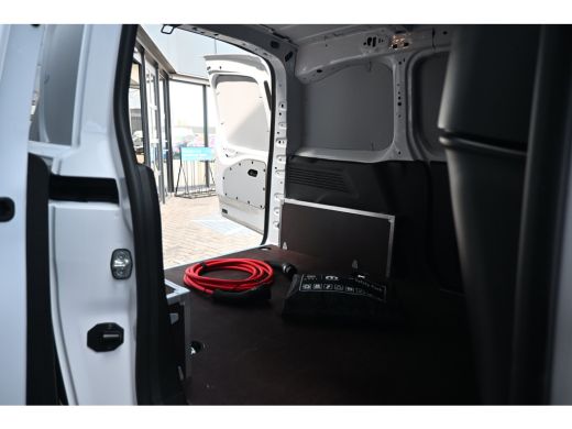 Opel Combo-e 136 L1 50kWh Tot 8 Jaar Garantie! | Navigatie by App | Betimmering | Cruise Control | !! ActivLease financial lease
