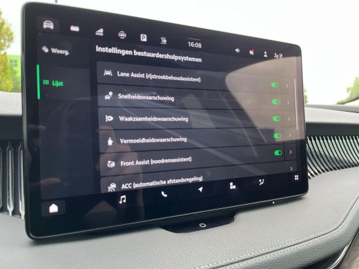 Skoda Superb Combi 1.5 TSI iV L&K | PHEV | Trekhaak | 5J garantie | Leder | 204Pk | ERGO | ActivLease financial lease