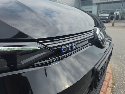 Volkswagen Golf 1.5 eHybrid GTE | PHEV | 272PK | Trekhaak | Leder | Pano | 5J garantie | VOL!! | ActivLease financial lease