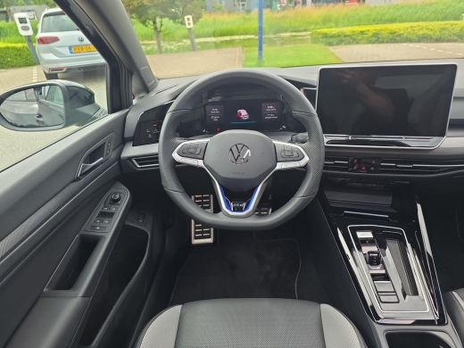 Volkswagen Golf 1.5 eHybrid GTE | PHEV | 272PK | Trekhaak | Leder | Pano | 5J garantie | VOL!! | ActivLease financial lease
