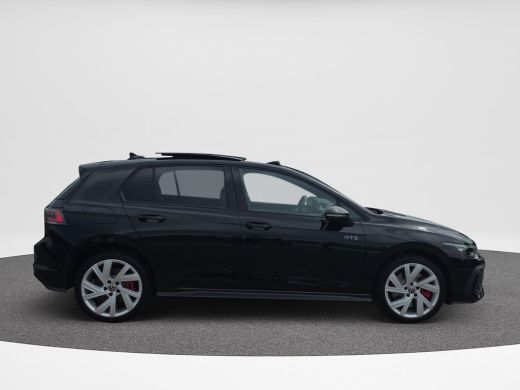 Volkswagen Golf 1.5 eHybrid GTE | PHEV | 272PK | Trekhaak | Leder | Pano | 5J garantie | VOL!! | ActivLease financial lease