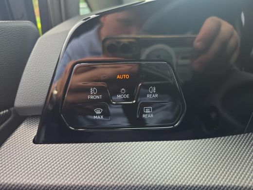 Volkswagen Golf 1.5 eHybrid GTE | PHEV | 272PK | Trekhaak | Leder | Pano | 5J garantie | VOL!! | ActivLease financial lease