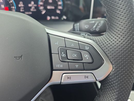 Volkswagen Golf 1.5 eHybrid GTE | PHEV | 272Pk | Trekhaak | Leder | 360cam | 5J Garantie | HUD | DCC | ActivLease financial lease