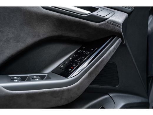 Audi Q6 e-tron S edition quattro 100 kWh 285 kW | Trekhaak | Luchtvering | B&O | Head-up | Panoramadak ActivLease financial lease
