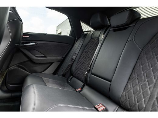 Audi Q6 e-tron S edition quattro 100 kWh 285 kW | Trekhaak | Luchtvering | B&O | Head-up | Panoramadak ActivLease financial lease